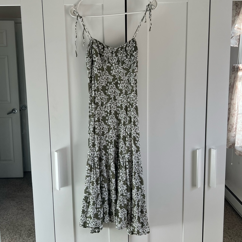 Green floral maxi dress